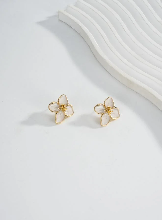 تايك تو أقراطة بتصميم زهور